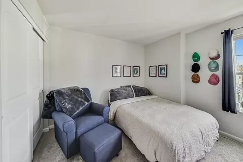 Bedroom - 1185 Colfax Ave, Des Plaines, IL 60016 photo 3 of 6