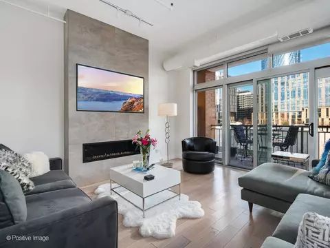 950 W Monroe St #404, Chicago, IL 60607 photo 4