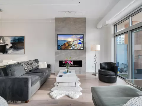 950 W Monroe St #404, Chicago, IL 60607 photo 3