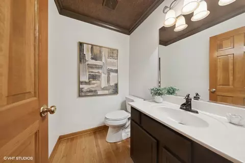 Bath - 1114 Taft Ave, Wheaton, IL 60189 photo 1 of 5