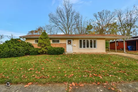 1 Somonauk Ct, Park Forest, IL 60466