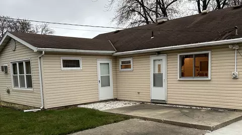 323 Robinson Dr, Morris, IL 60450 photo 5