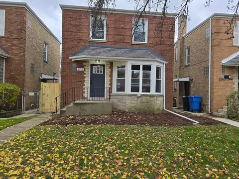 2715 W Gregory St, Chicago, IL 60625