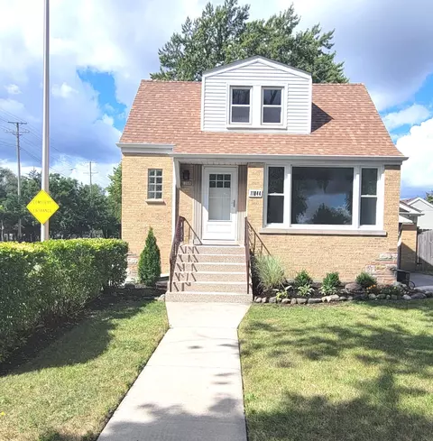11044 S Tripp Ave, Oak Lawn, IL 60453