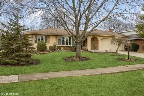 3228 Stewert Dr, Darien, IL 60561