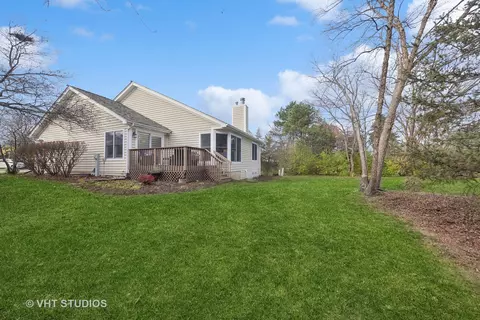 Exterior - 2244 Brookside Ct, Aurora, IL 60502 photo 4 of 4