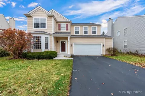 2028 Woodside Dr, Woodstock, IL 60098