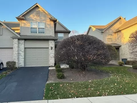 9036 Mansfield Dr, Tinley Park, IL 60487