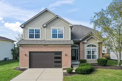 14010 Hunt Club Ln, Plainfield, IL 60544