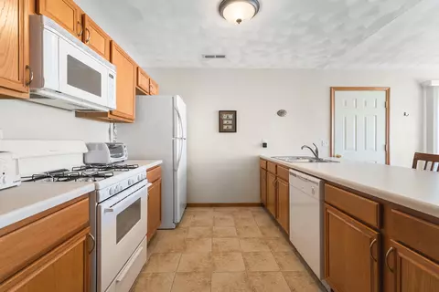 10135 Monarch Rd #1, Roscoe, IL 61073 photo 9