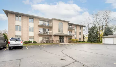 1028 Ashley Ct #2C, Lockport, IL 60441