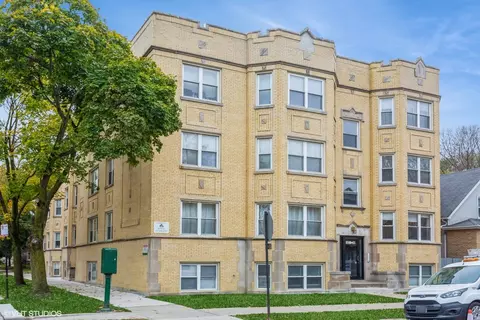 1939 W Granville Ave #2, Chicago, IL 60660