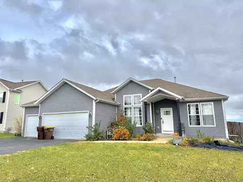 2310 Kobel Dr, Rockford, IL 61102