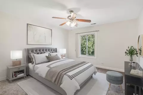 Bedroom - 4418 Euclid Ave #2B, Rolling Meadows, IL 60008 photo 1 of 4