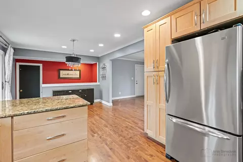 218 N Kent Rd, Mchenry, IL 60051 photo 13