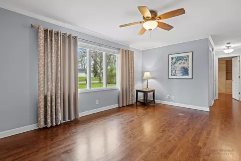 218 N Kent Rd, Mchenry, IL 60051 photo 6