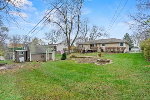 218 N Kent Rd, Mchenry, IL 60051 photo 24