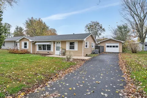1829 Roberts St, Wilmington, IL 60481