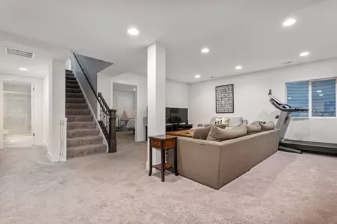 Other - 412 E Berteau Ave, Elmhurst, IL 60126 photo 5 of 6