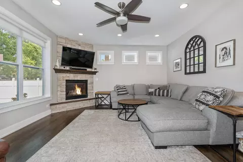 Living - 412 E Berteau Ave, Elmhurst, IL 60126 photo 2 of 2