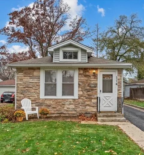 114 N 2nd Ave, Villa Park, IL 60181
