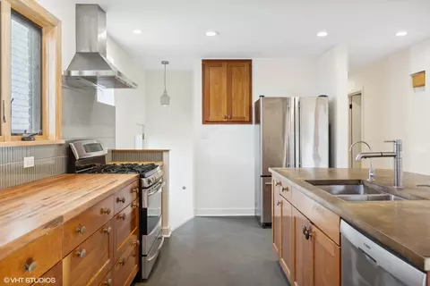 323 Darrow Ave, Evanston, IL 60202 photo 5