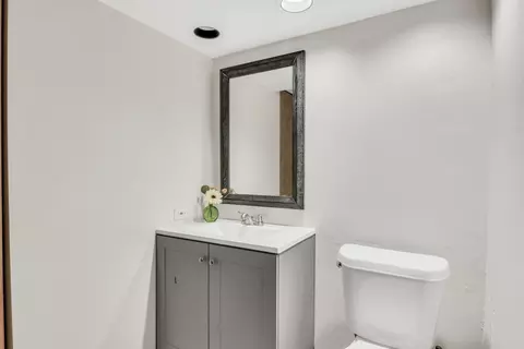 Bath - 449 High Rd, Cary, IL 60013 photo 4 of 4