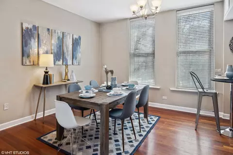 Dining - 127 W Maple St #2, Chicago, IL 60610 photo 1 of 2
