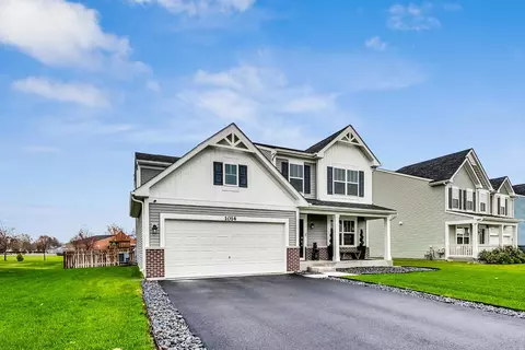 1014 Sharp Dr, Plano, IL 60545 photo 3