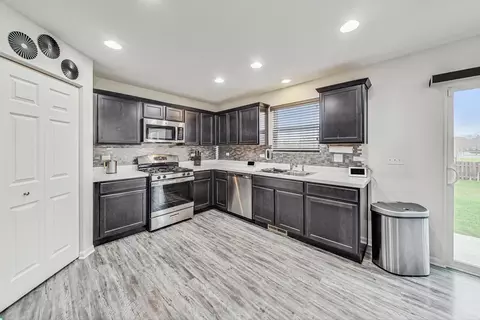 1014 Sharp Dr, Plano, IL 60545 photo 15