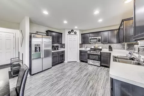 1014 Sharp Dr, Plano, IL 60545 photo 14