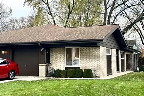 321 S Jackson St, Batavia, IL 60510
