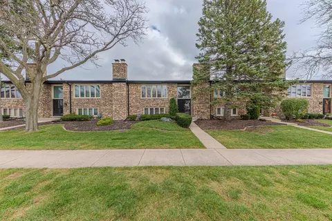 15355 Catalina Dr #A9, Orland Park, IL 60462