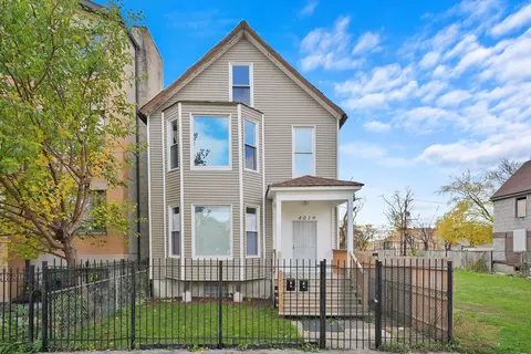 4019 W Wilcox St, Chicago, IL 60624