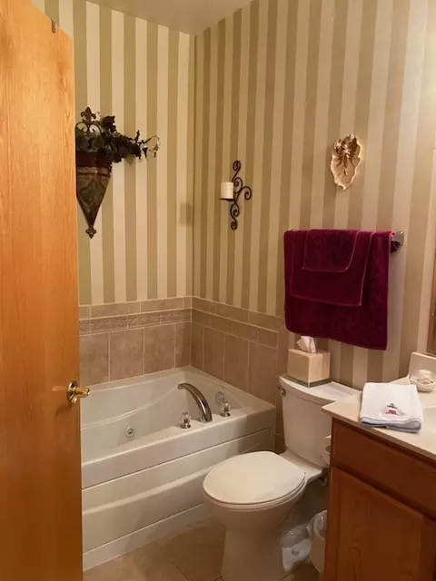 Undisclosed, Lockport, IL 60441 photo 10