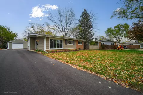 4024 Bluebird Ln, Rolling Meadows, IL 60008
