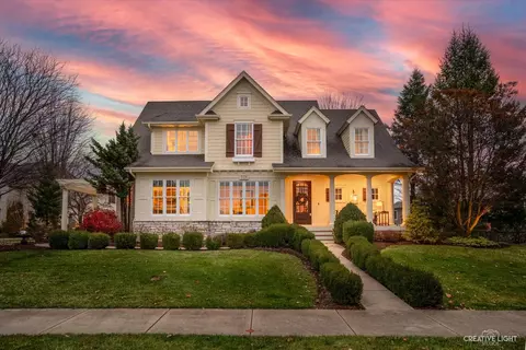 526 Willow St, Sugar Grove, IL 60554