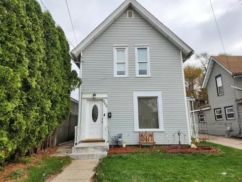 665 Raymond St, Elgin, IL 60120 photo 1