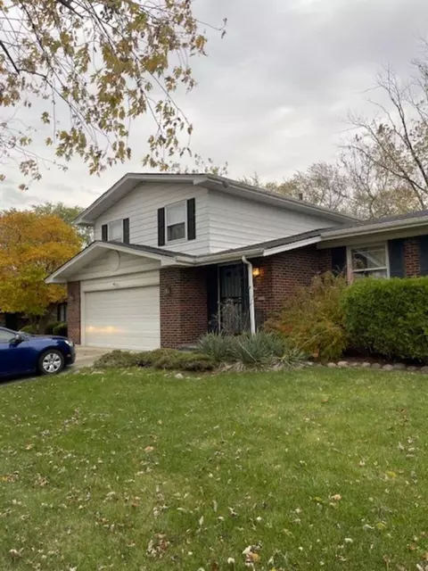 22829 Redwood Dr, Richton Park, IL 60471