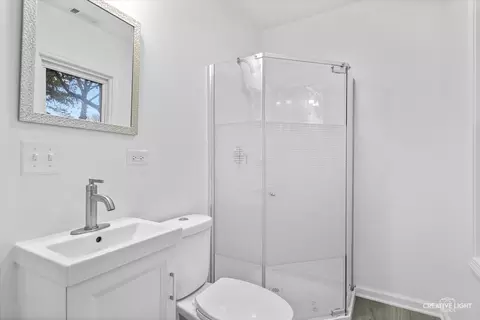 806 Iowa Ave, Aurora, IL 60506 photo 9