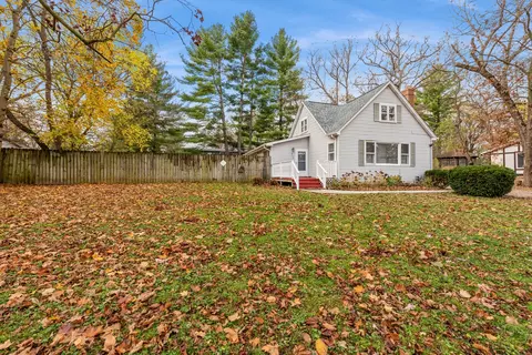 3113 Shady Dr, Wonder Lake, IL 60097