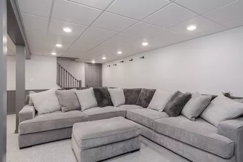 Living - 509 Amherst Dr, Normal, IL 61761 photo 3 of 5