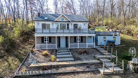 20 Catalina Dr, Putnam, IL 61560