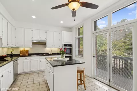 Kitchen - 19 Gale Ave, River Forest, IL 60305 photo 1 of 1