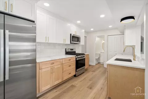 Kitchen - 19517 S 116th Ave #B, Mokena, IL 60448 photo 1 of 3