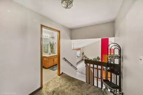 Entry Way - 6342 Michael Ln, Matteson, IL 60443 photo 3 of 3