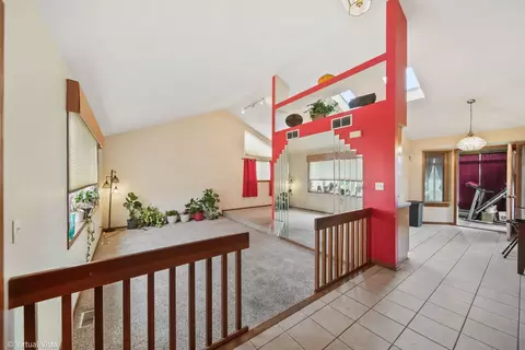 Entry Way - 6342 Michael Ln, Matteson, IL 60443 photo 1 of 3