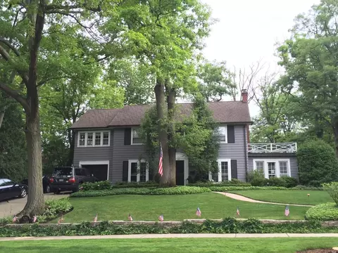 525 Woodlawn Ave, Glencoe, IL 60022