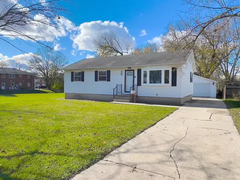 22116 Ridgeway Ave, Richton Park, IL 60471