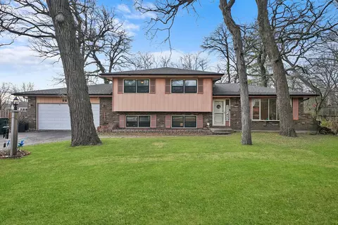 3 N424 Mulberry Dr, West Chicago, IL 60185